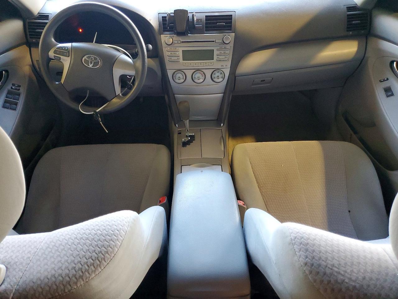 2010 TOYOTA CAMRY