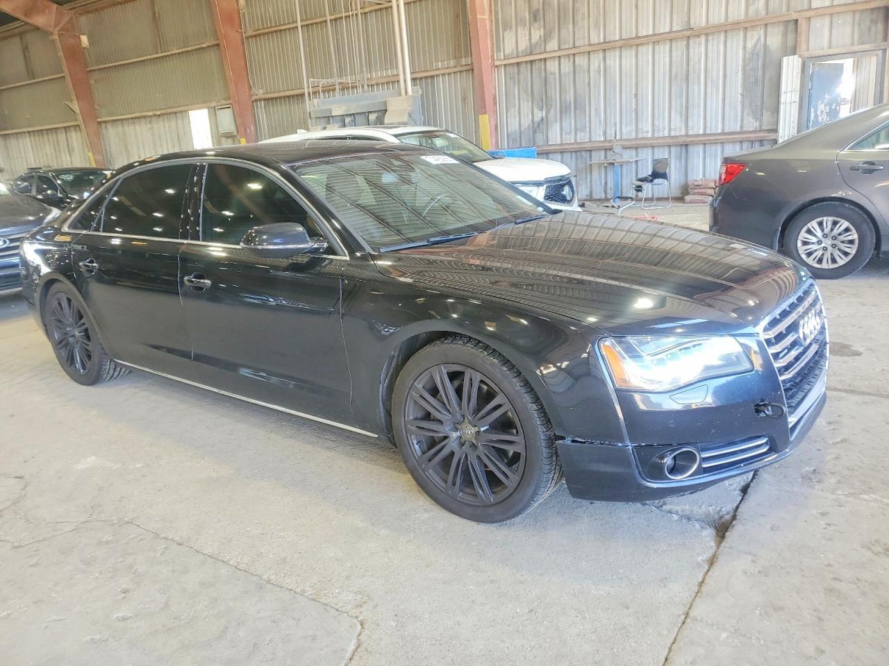 2013 AUDI A8