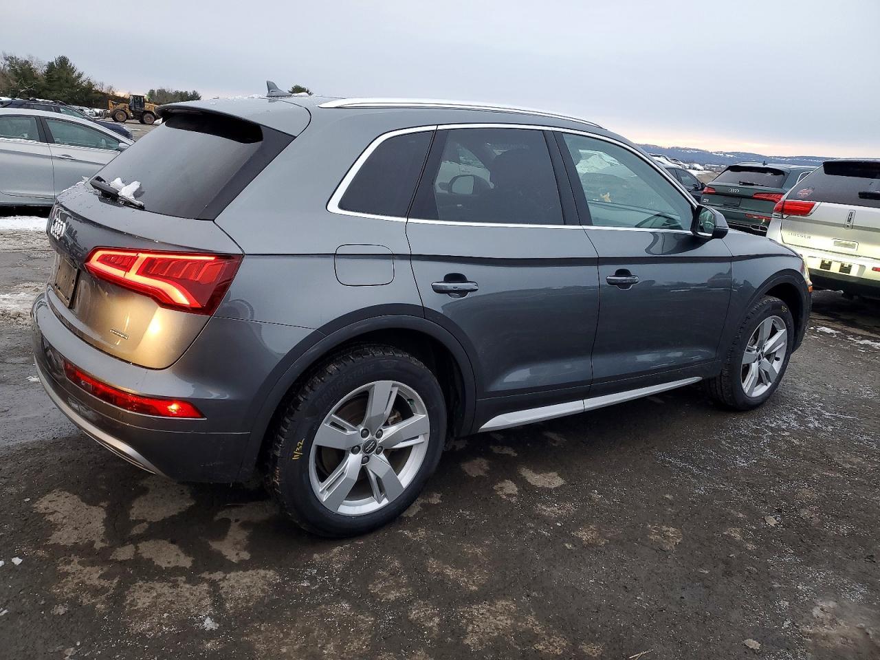 2019 AUDI Q5