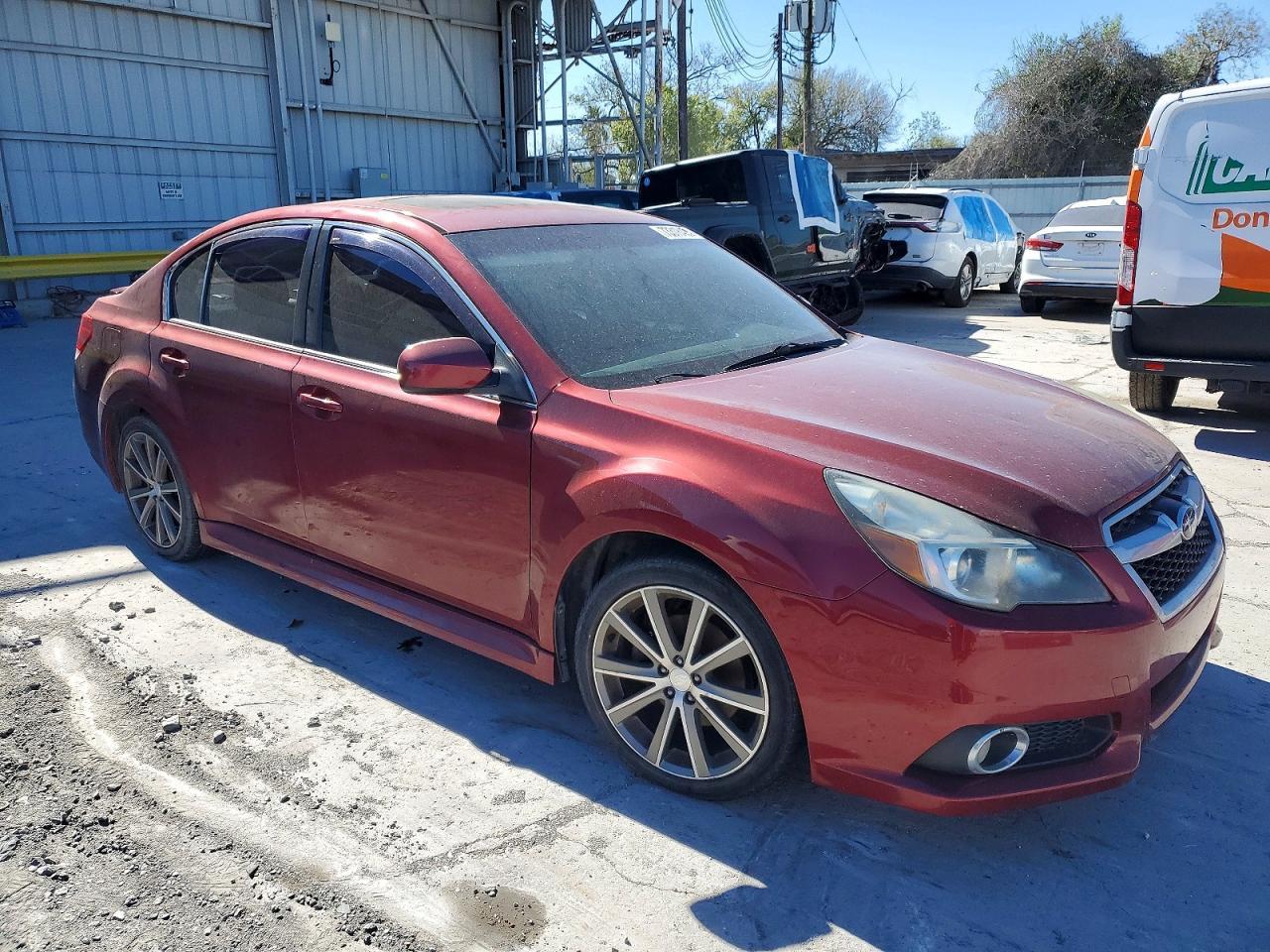 2014 SUBARU Legacy