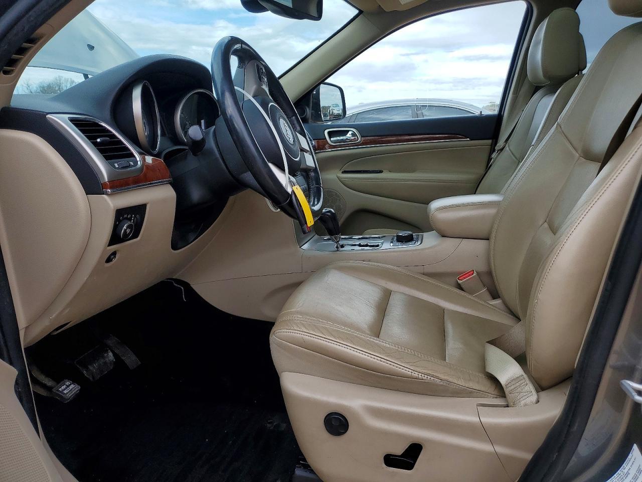 2011 JEEP Grand Cherokee