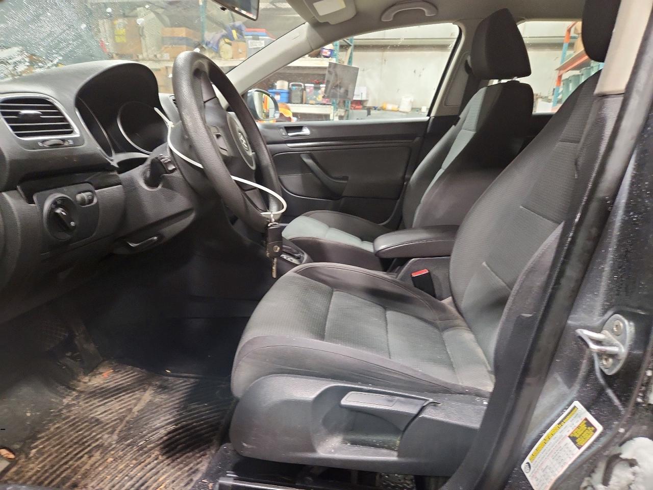 2012 VOLKSWAGEN JETTA