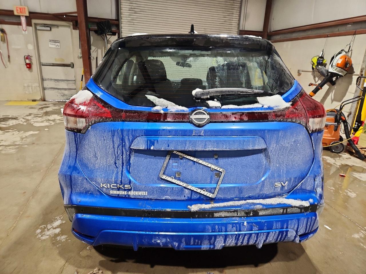 2024 NISSAN KICKS