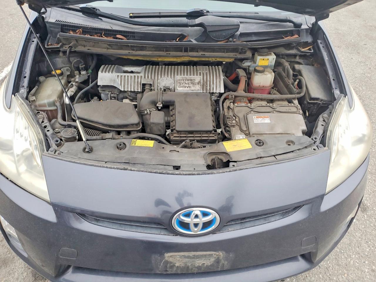 2011 TOYOTA PRIUS