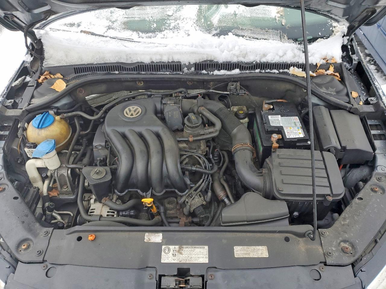 2013 VOLKSWAGEN JETTA