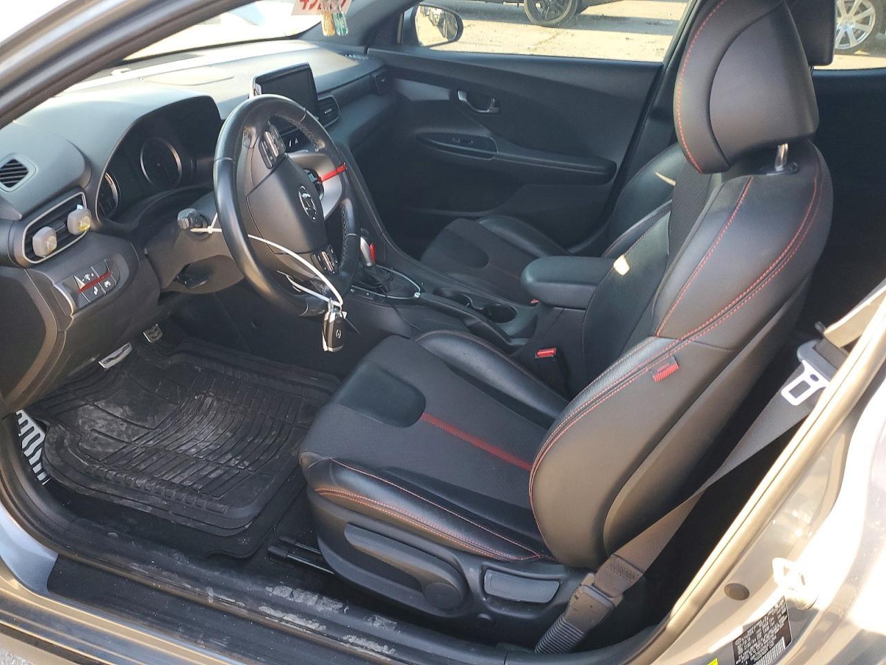 2019 HYUNDAI VELOSTER