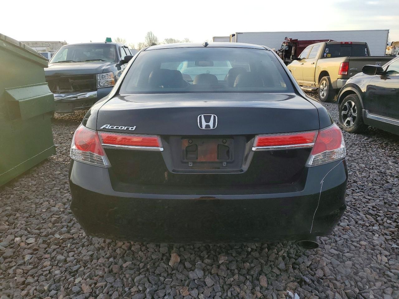 2011 HONDA ACCORD