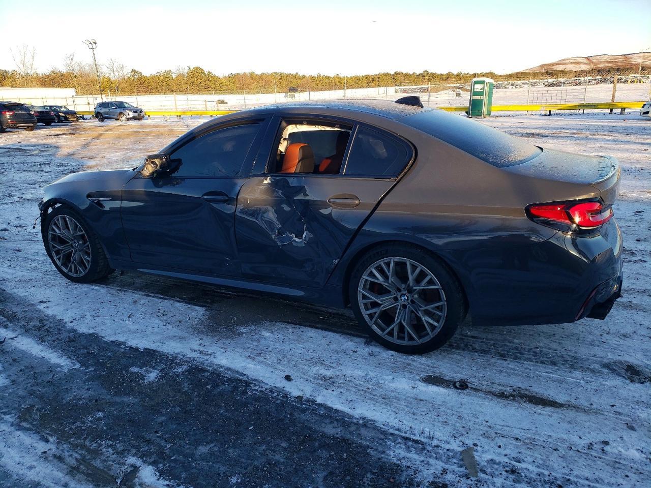 2022 BMW M5