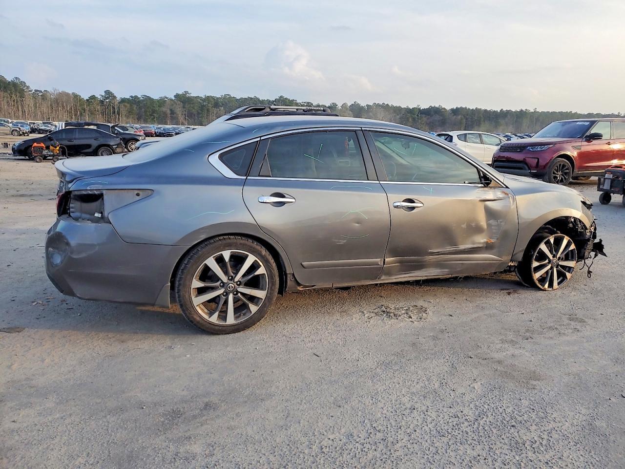 2016 NISSAN ALTIMA