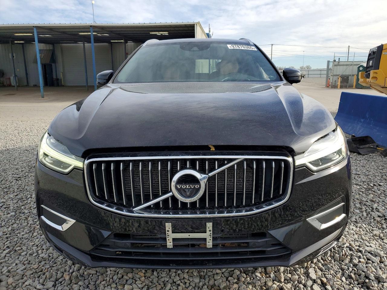 2021 VOLVO XC60