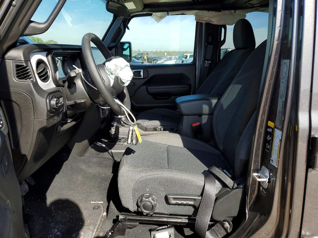 2025 JEEP Gladiator
