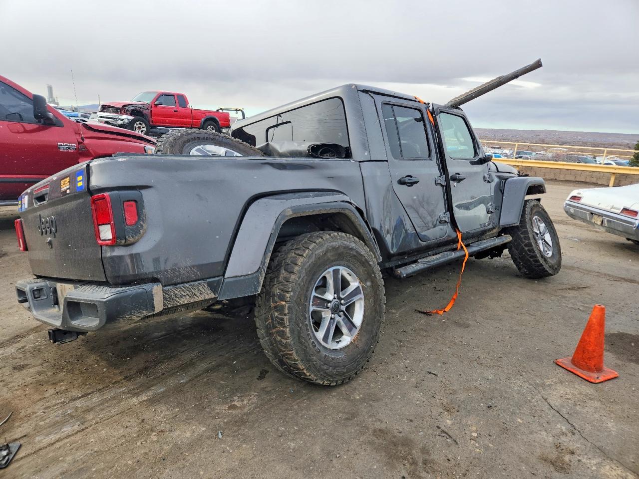 2024 JEEP Gladiator