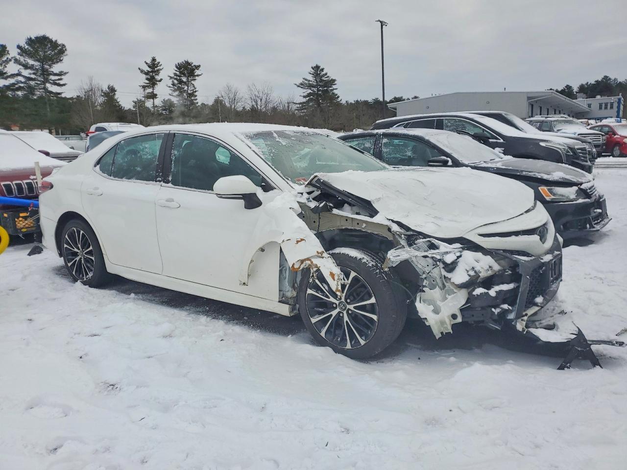 2018 TOYOTA CAMRY