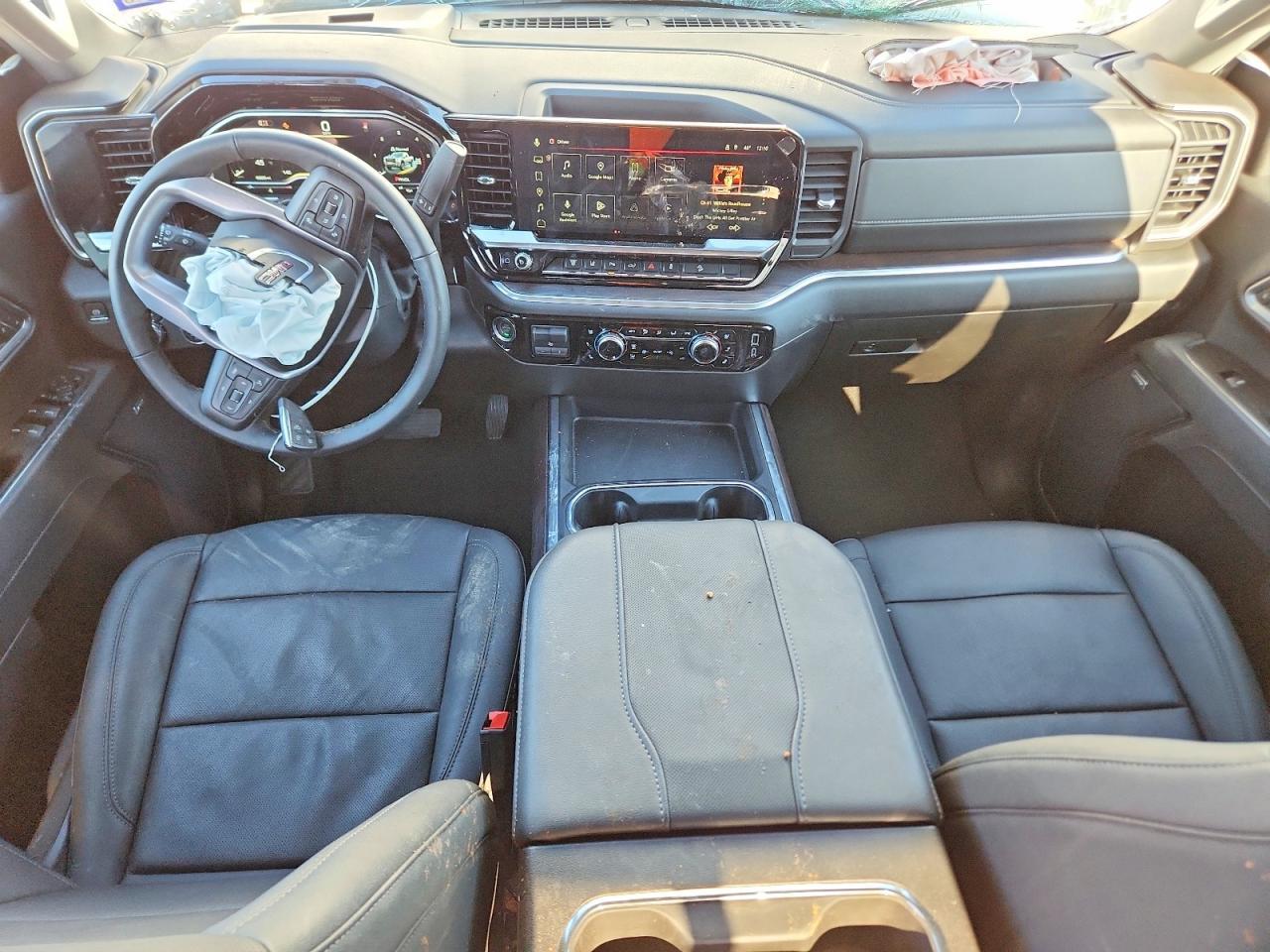 2025 GMC Sierra