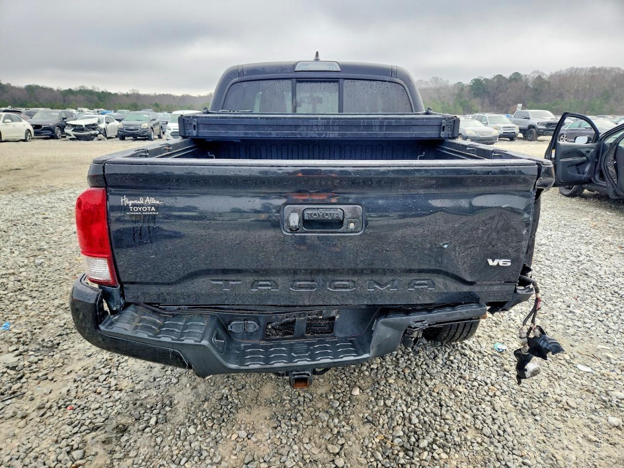 2016 TOYOTA TACOMA