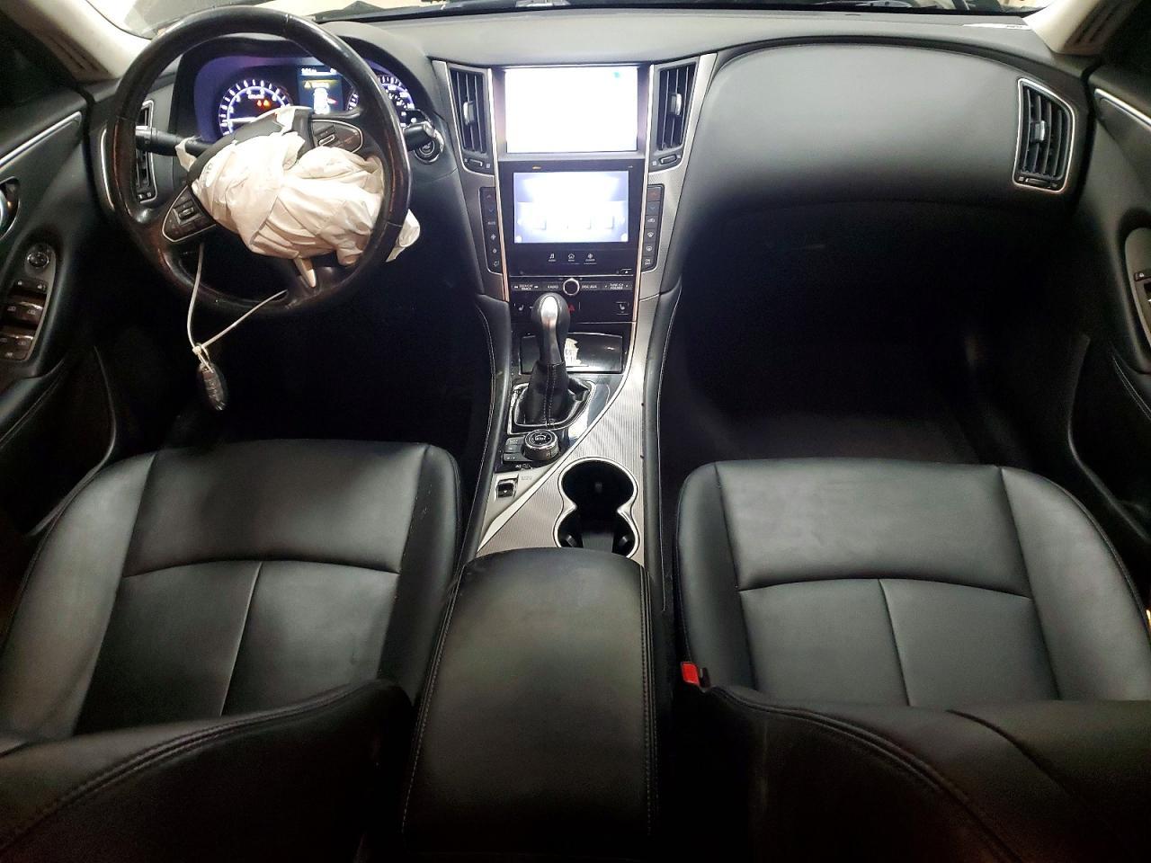 2015 INFINITI Q50