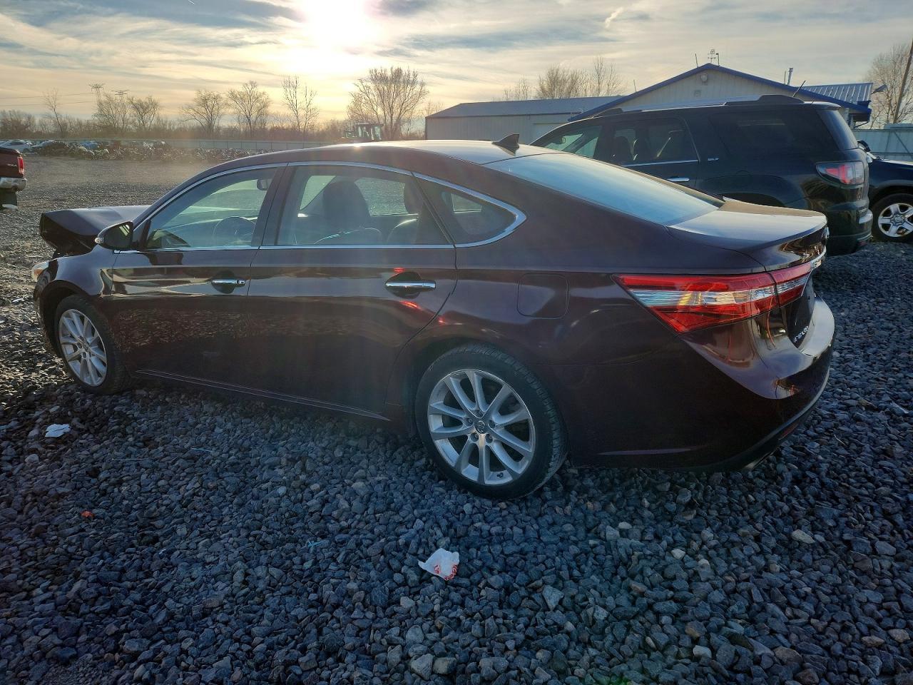 2014 TOYOTA Avalon
