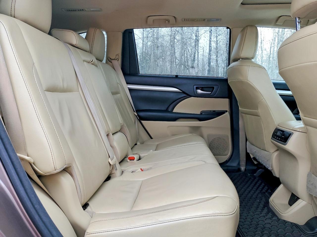 2017 TOYOTA HIGHLANDER
