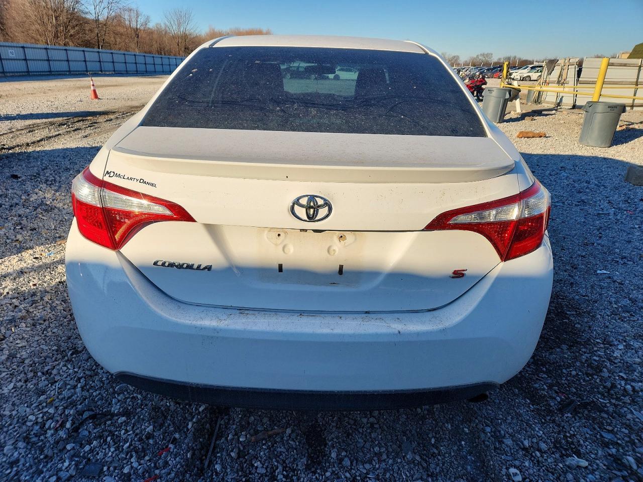 2015 TOYOTA COROLLA
