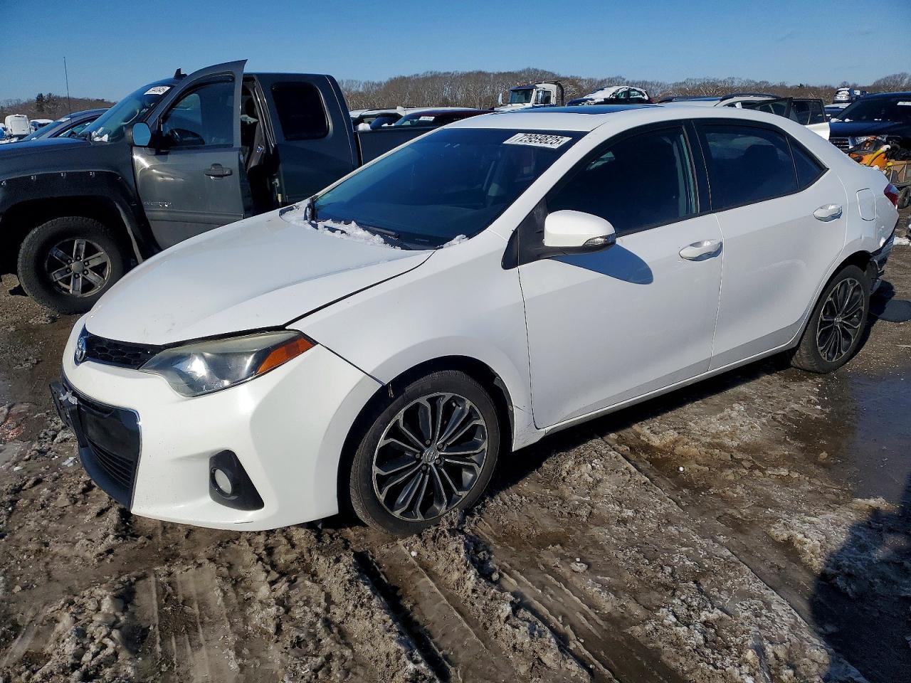 2014 TOYOTA COROLLA