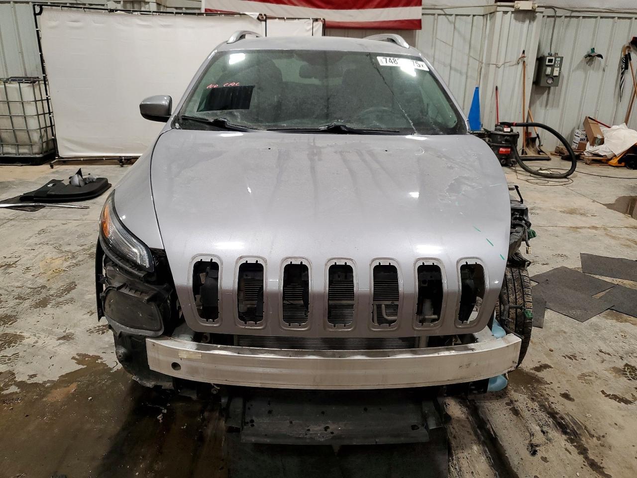 2018 JEEP CHEROKEE