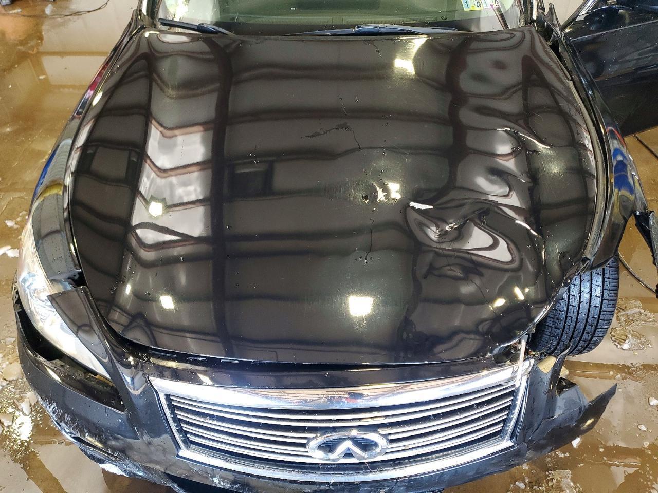 2011 INFINITI M37