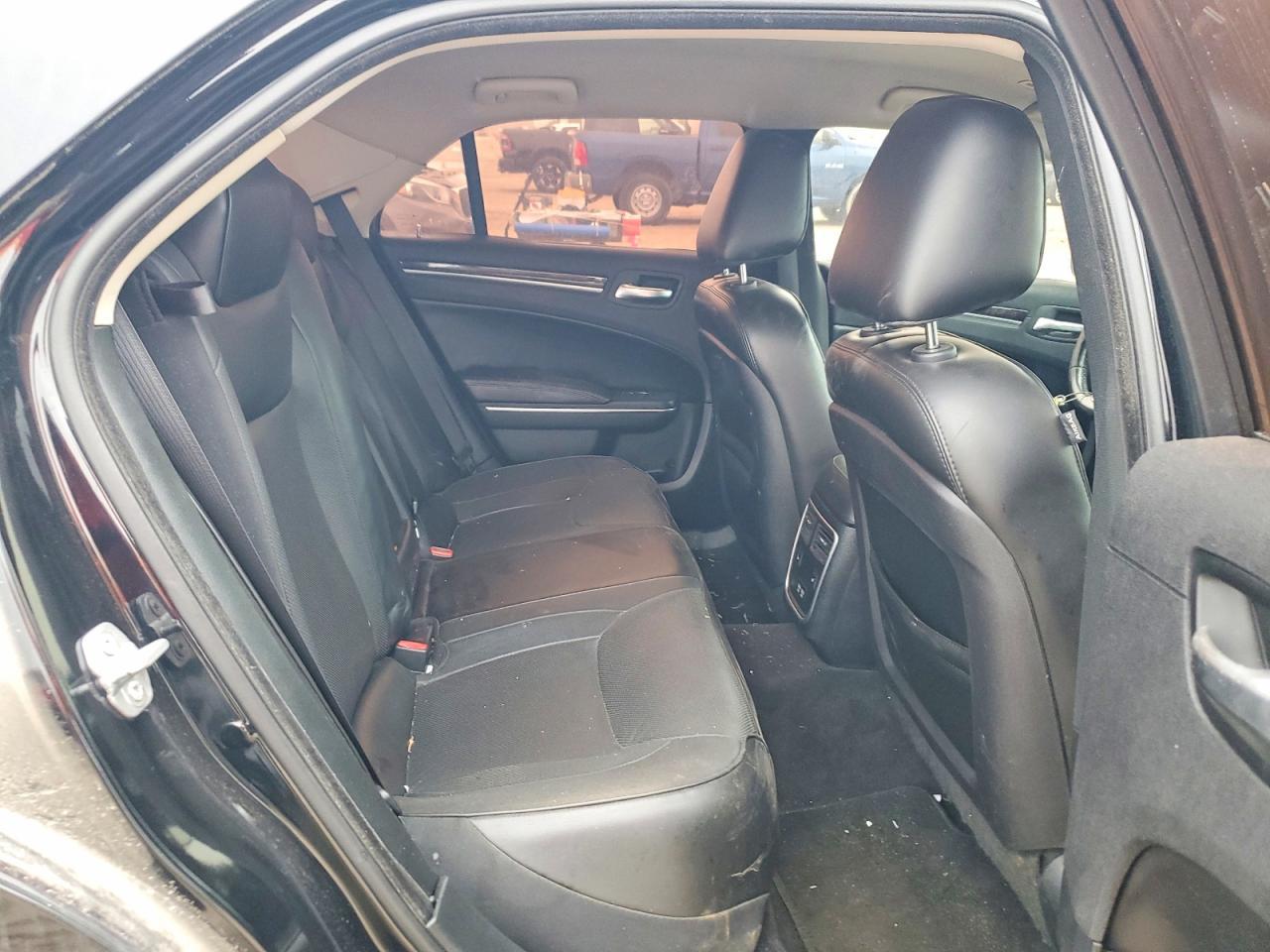 2018 CHRYSLER 300