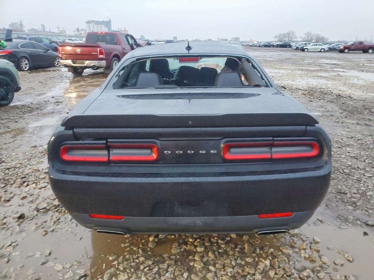 2017 DODGE Challenger