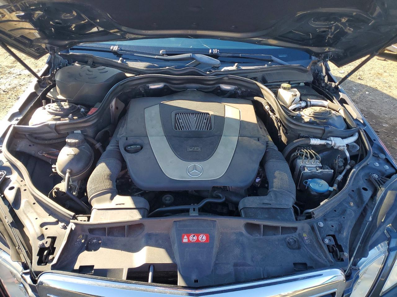 2011 MERCEDES-BENZ E-Class