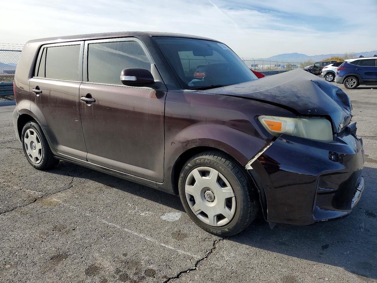 2011 TOYOTA SCION