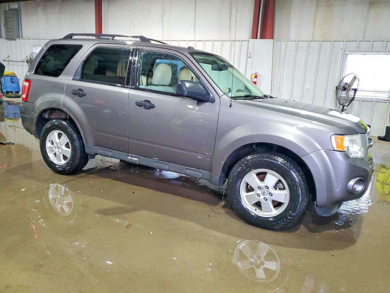 2012 FORD ESCAPE