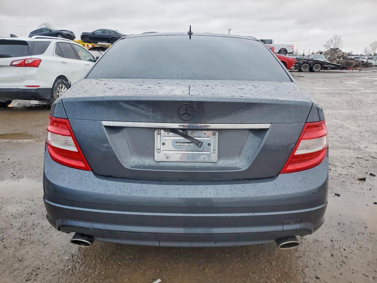 2011 MERCEDES-BENZ C-CLASS