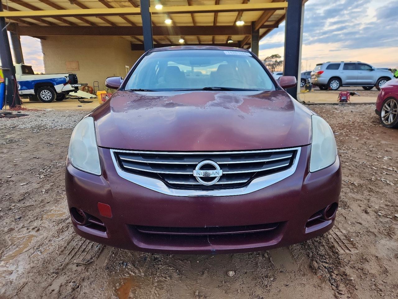 2010 NISSAN ALTIMA