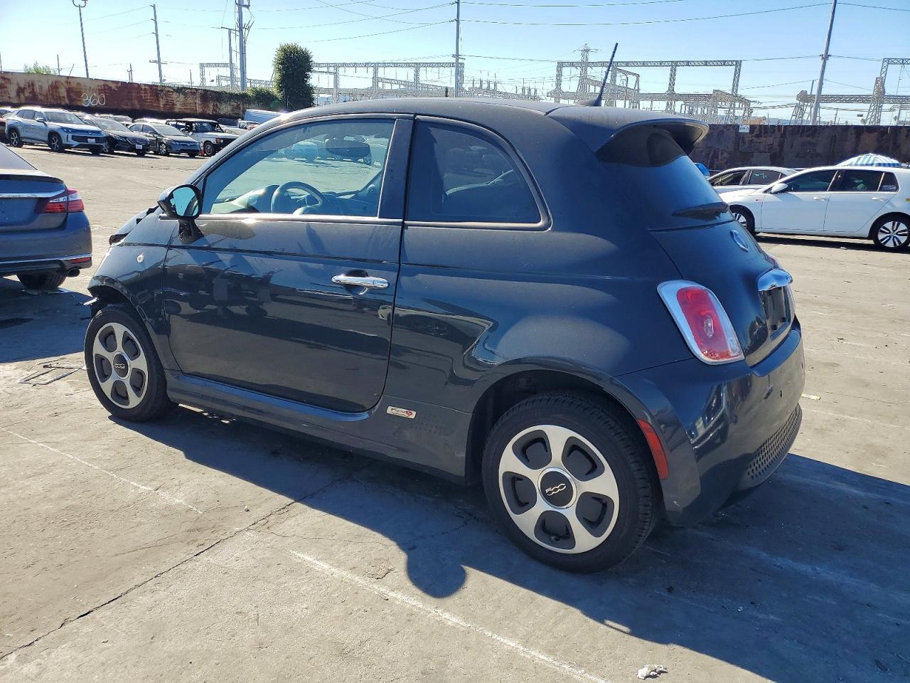 2016 FIAT 500