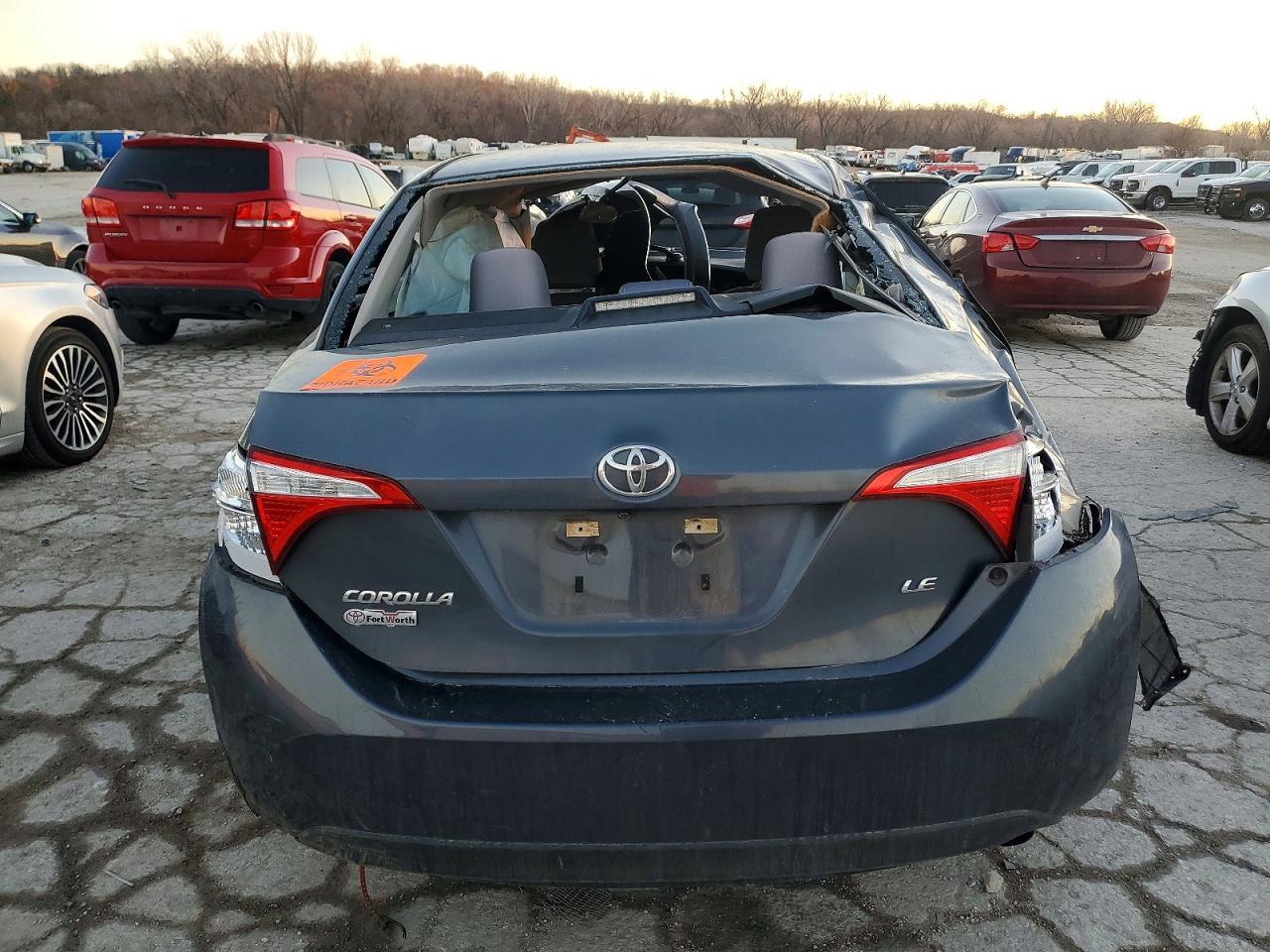 2015 TOYOTA COROLLA
