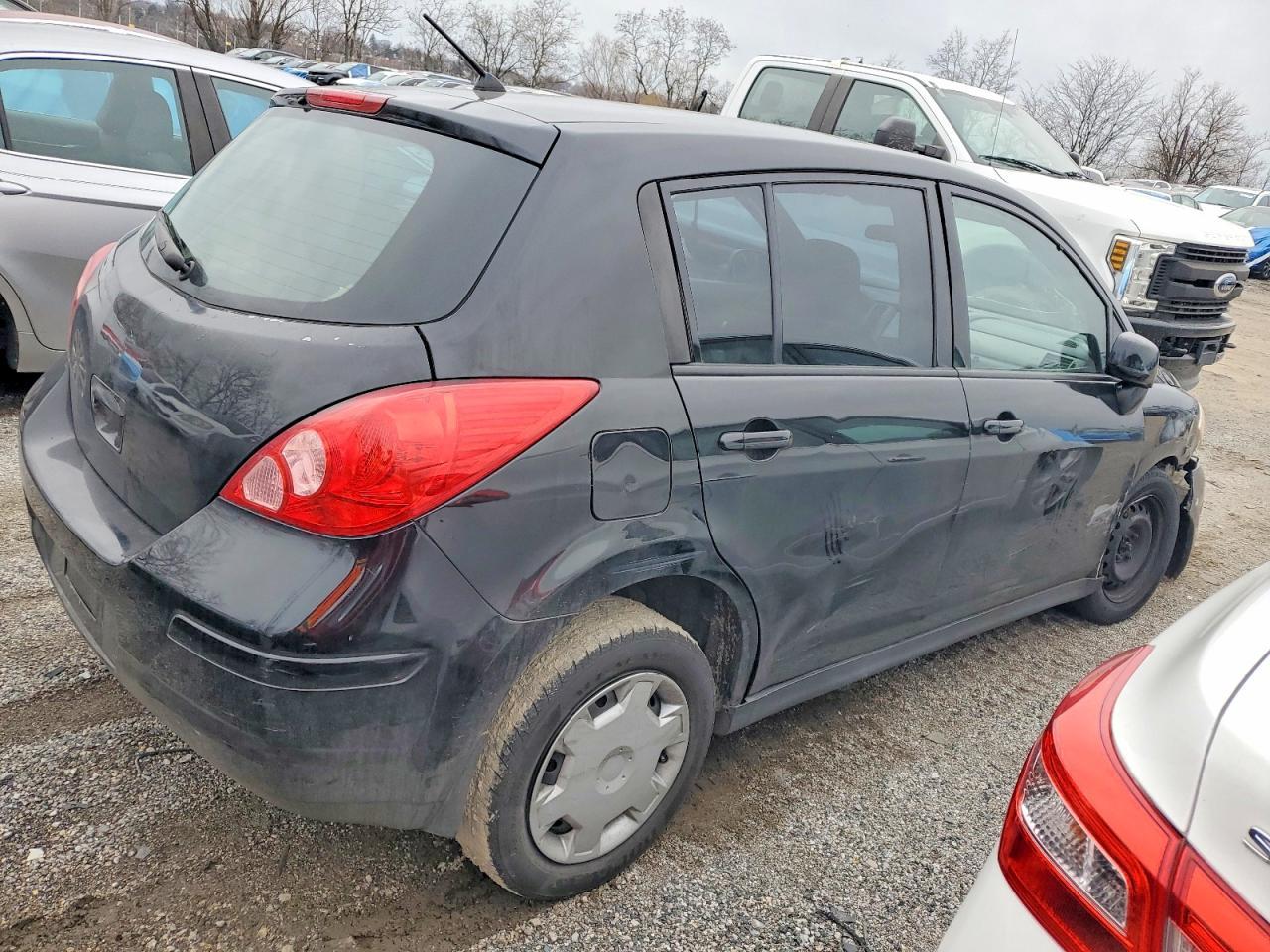 2010 NISSAN VERSA