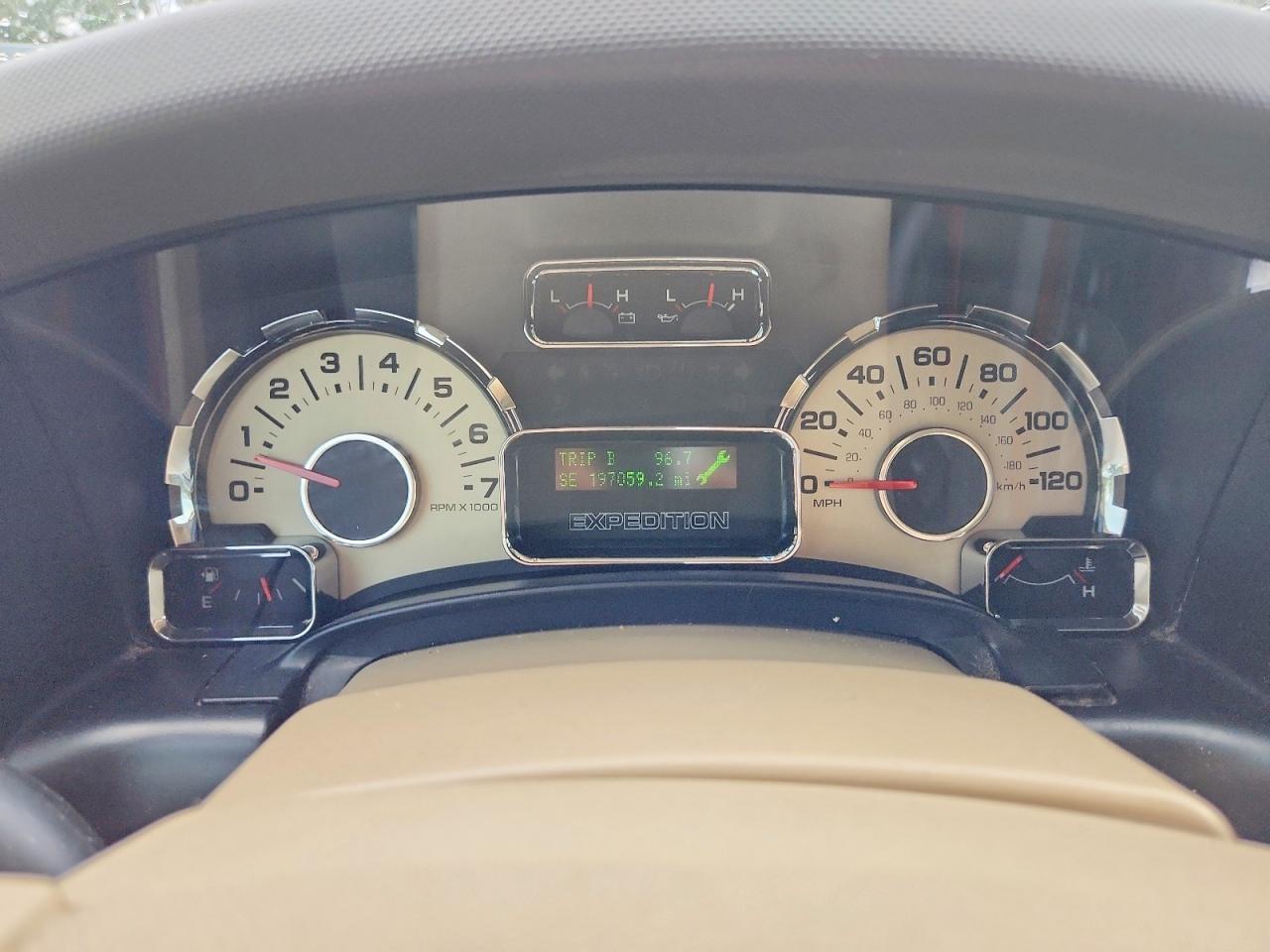 2010 FORD Expedition