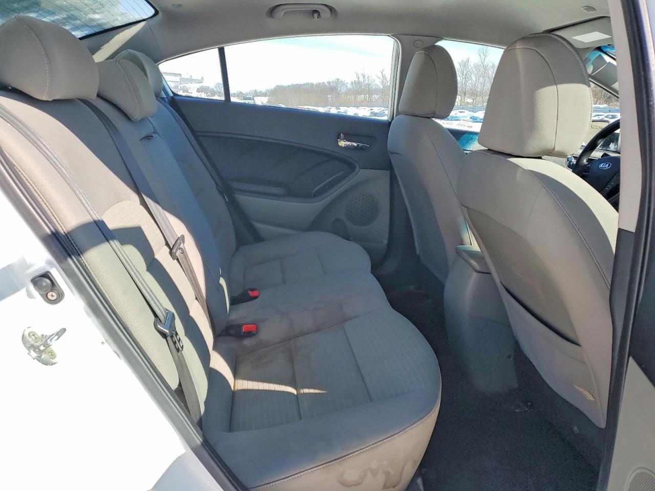 2015 KIA FORTE