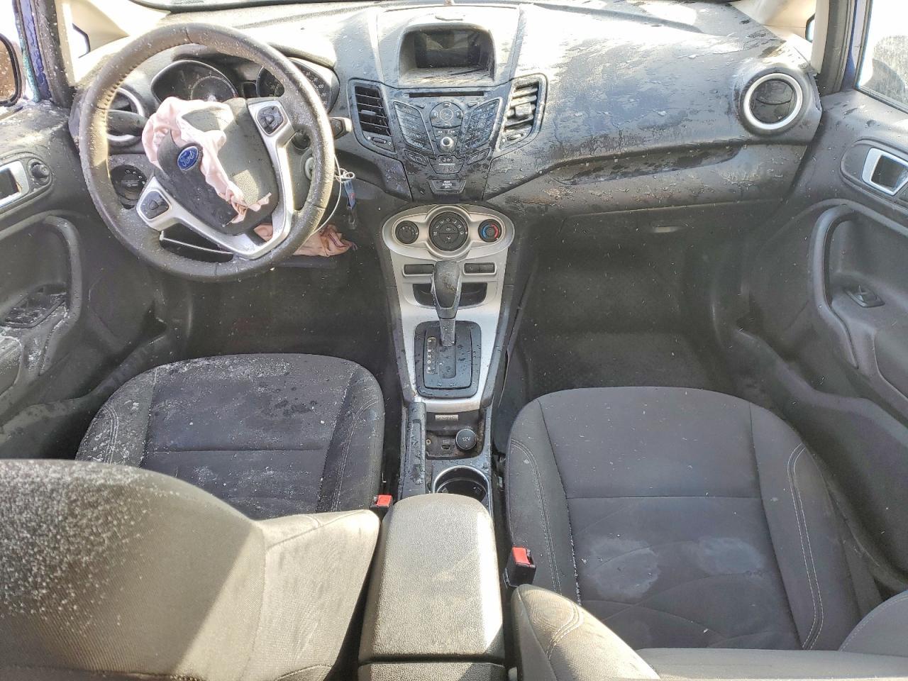 2016 FORD Fiesta