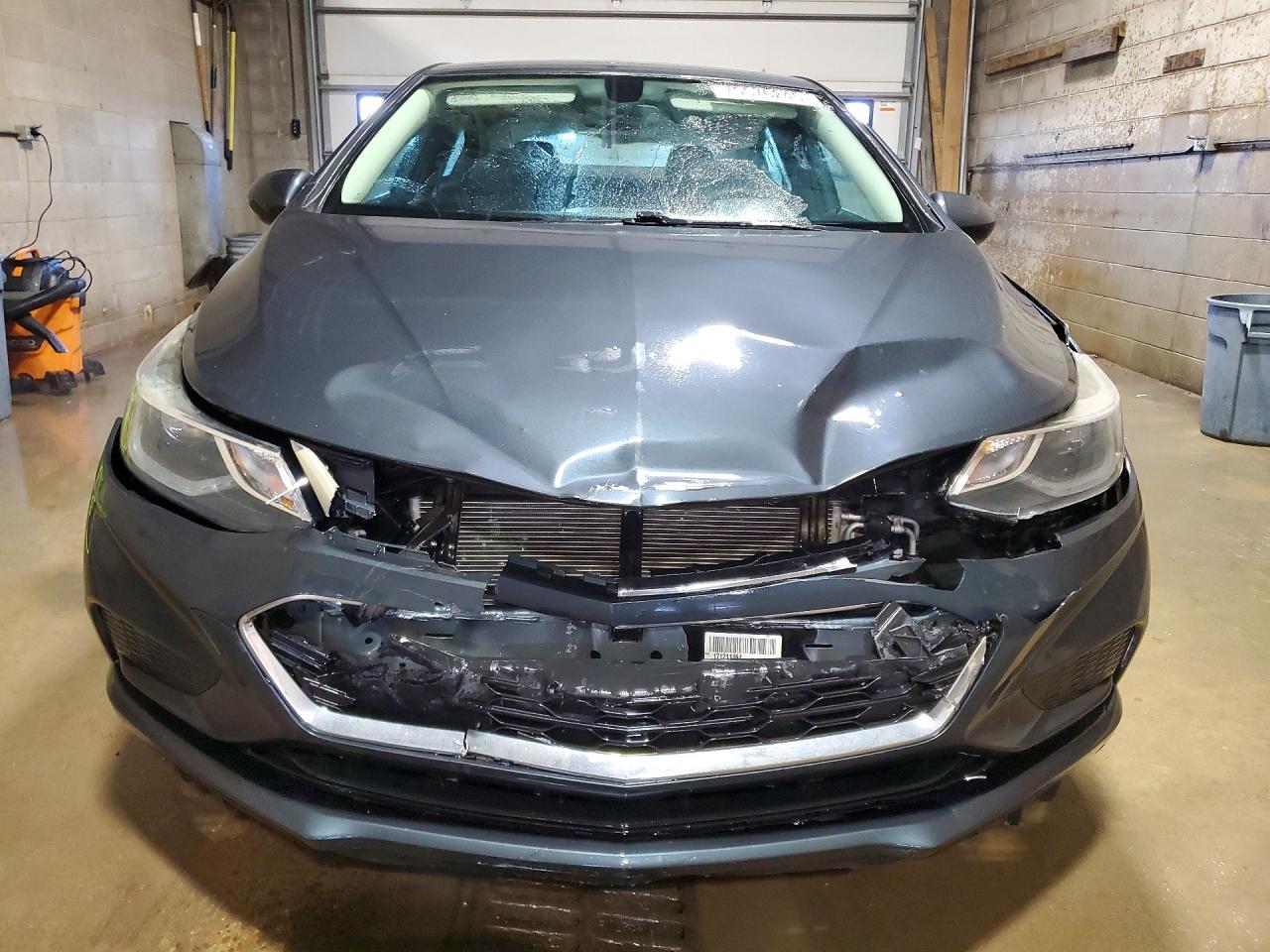 2017 CHEVROLET CRUZE