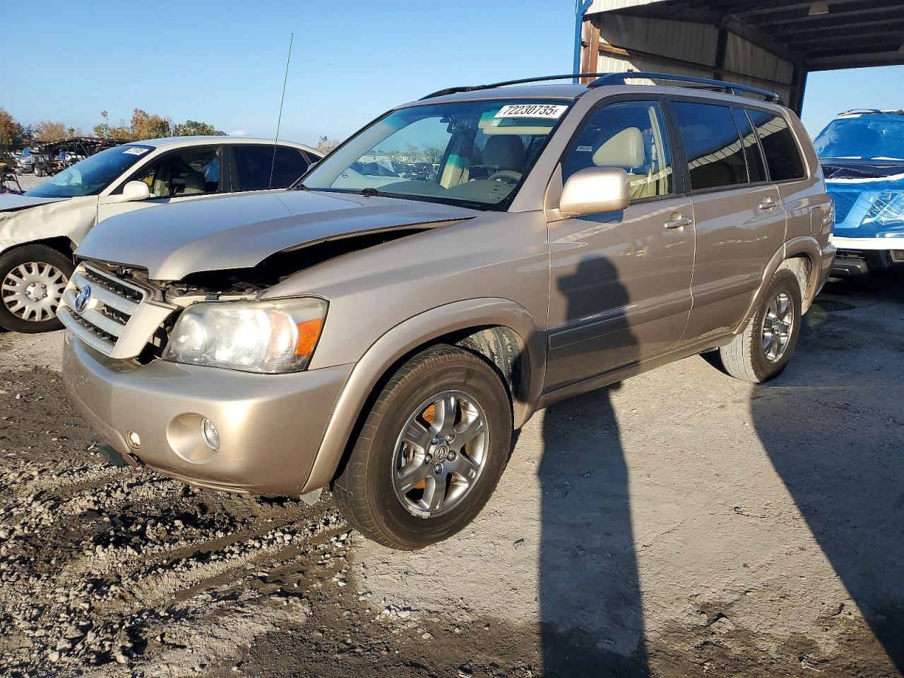 2005 TOYOTA HIGHLANDER