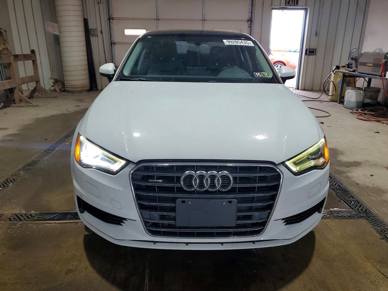 2015 AUDI A3