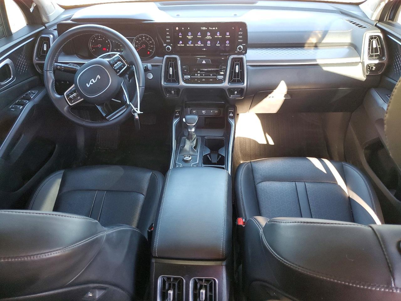 2023 KIA SORENTO