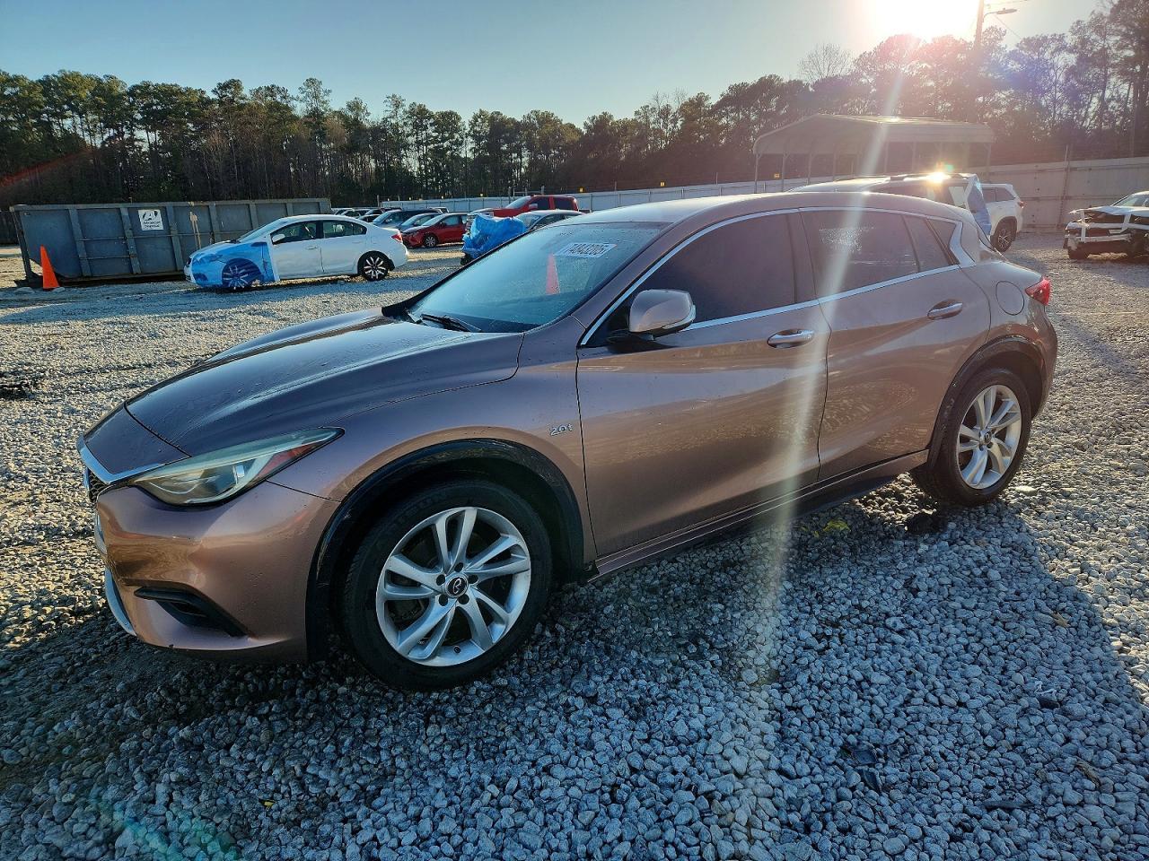 2017 INFINITI QX30