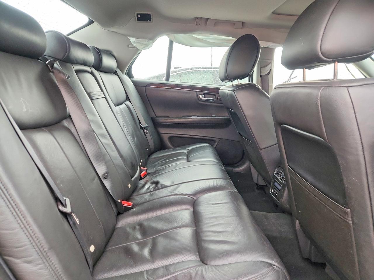 2011 CADILLAC DTS