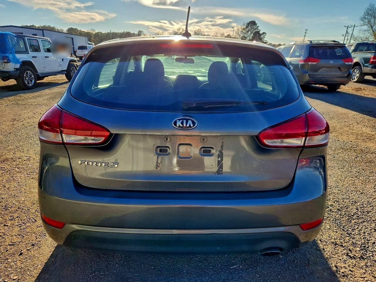 2016 KIA FORTE