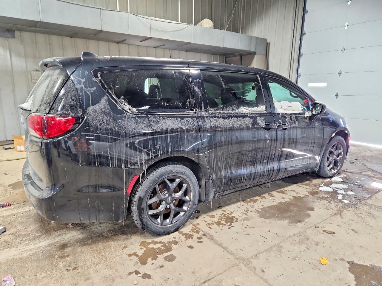 2020 CHRYSLER Pacifica