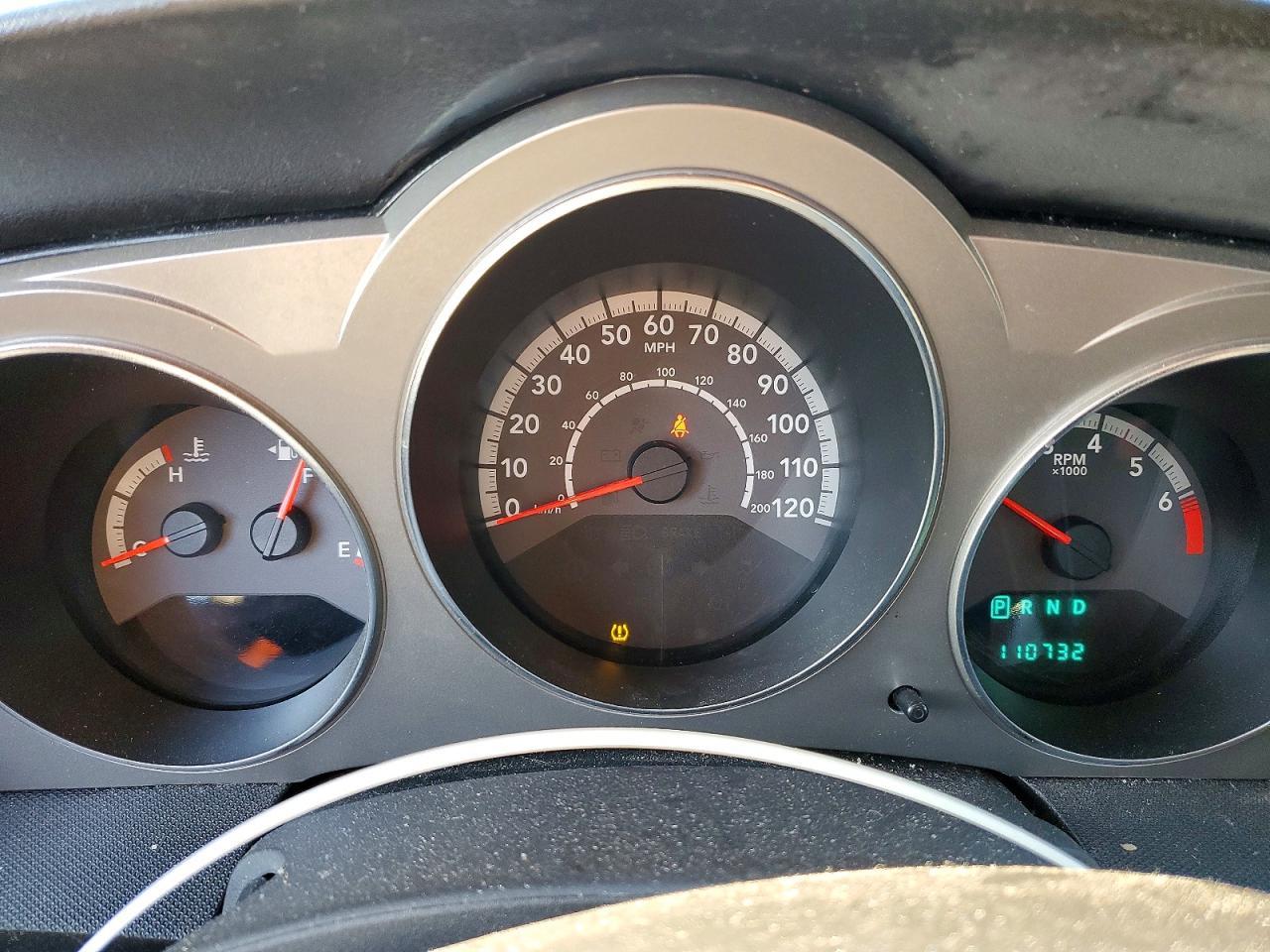2010 DODGE Avenger