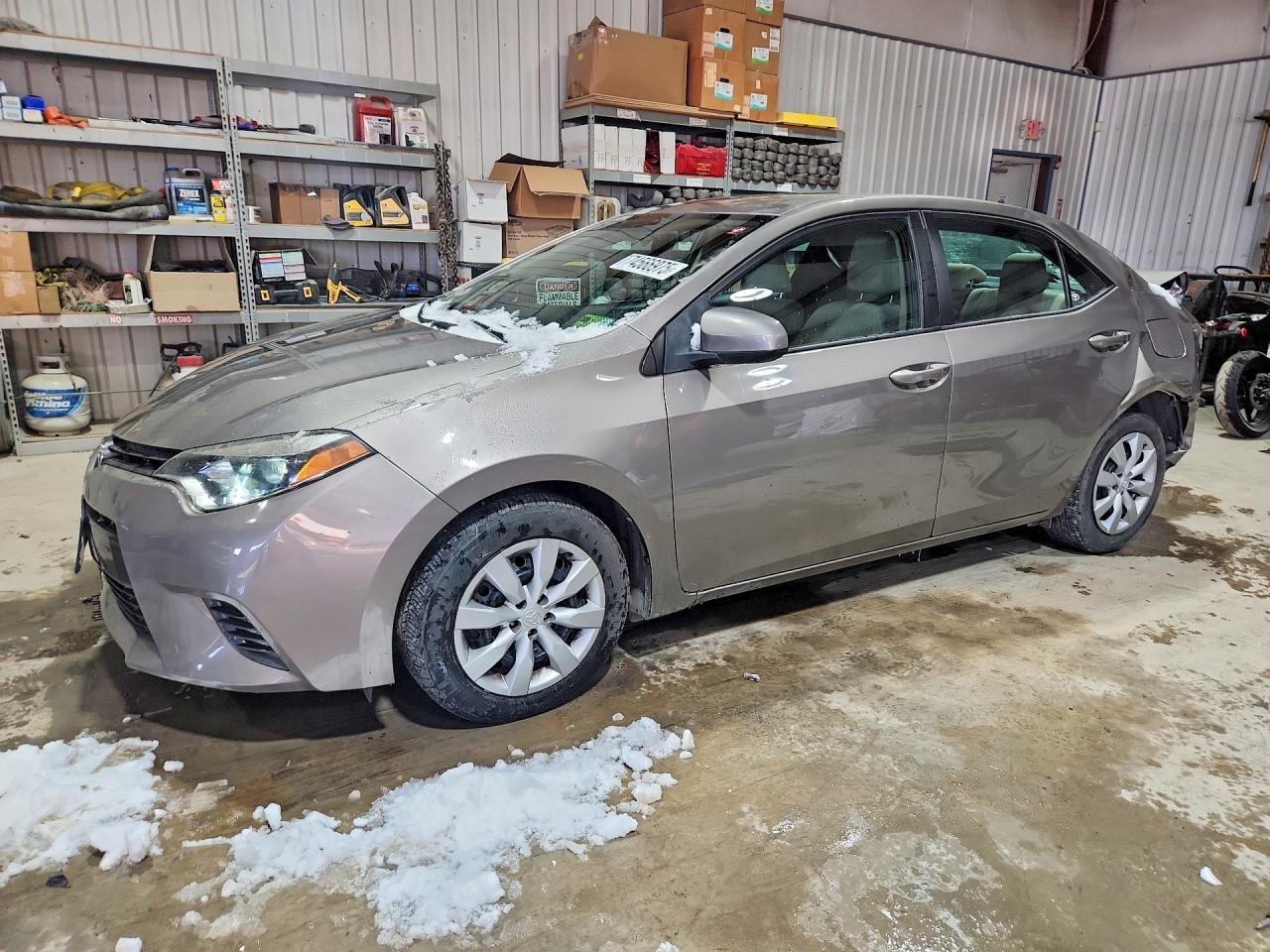 2015 TOYOTA COROLLA