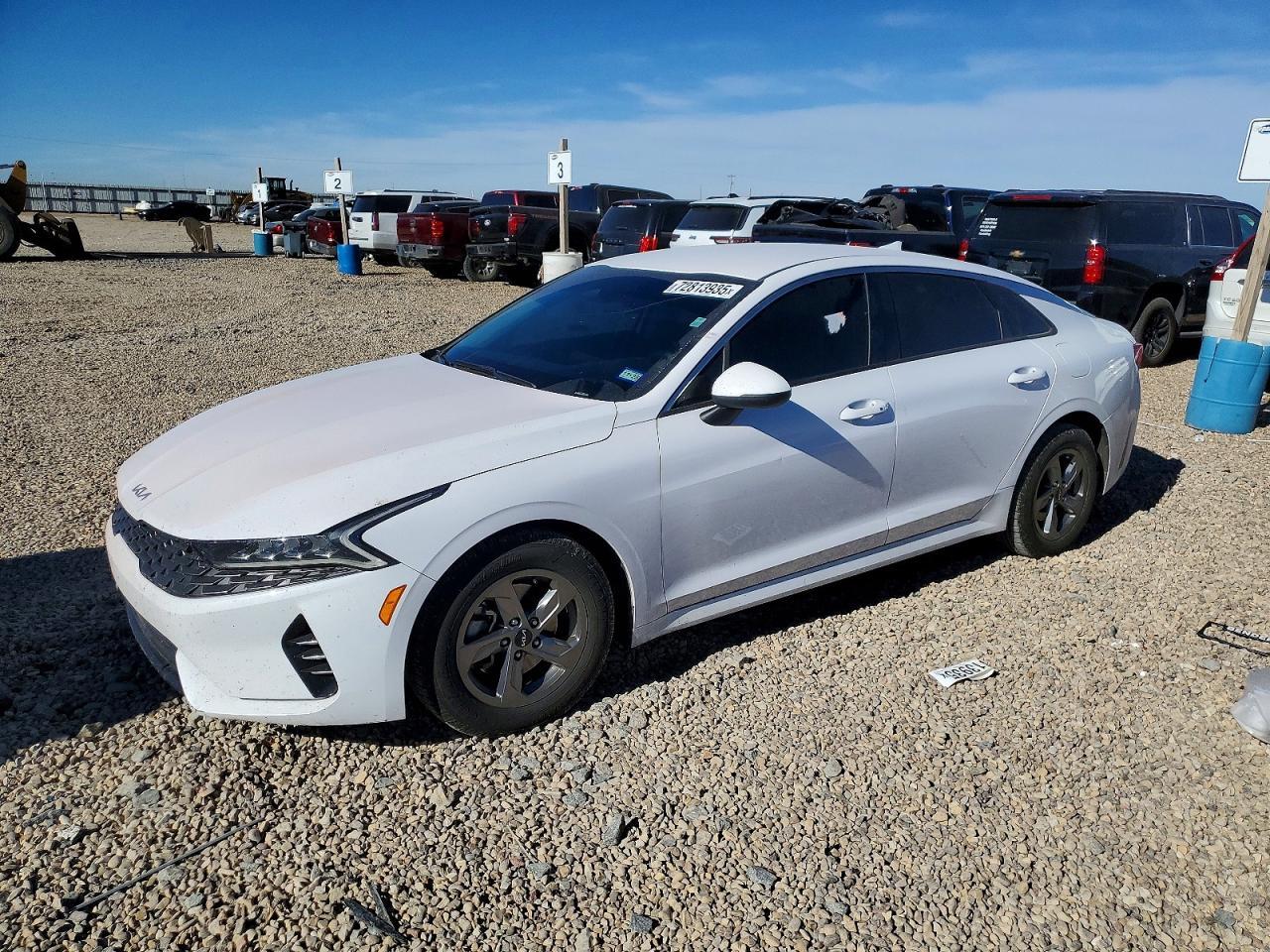 2022 KIA K5